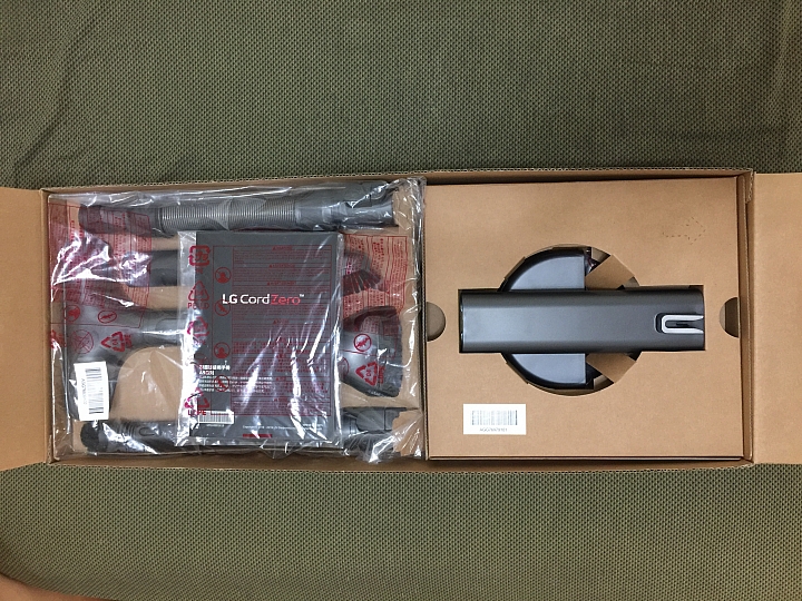 【試用】LG A9+濕拖無線吸塵器，「乾吸﹅濕拖」一機搞定，現代人所有清潔煩惱都一掃而空！