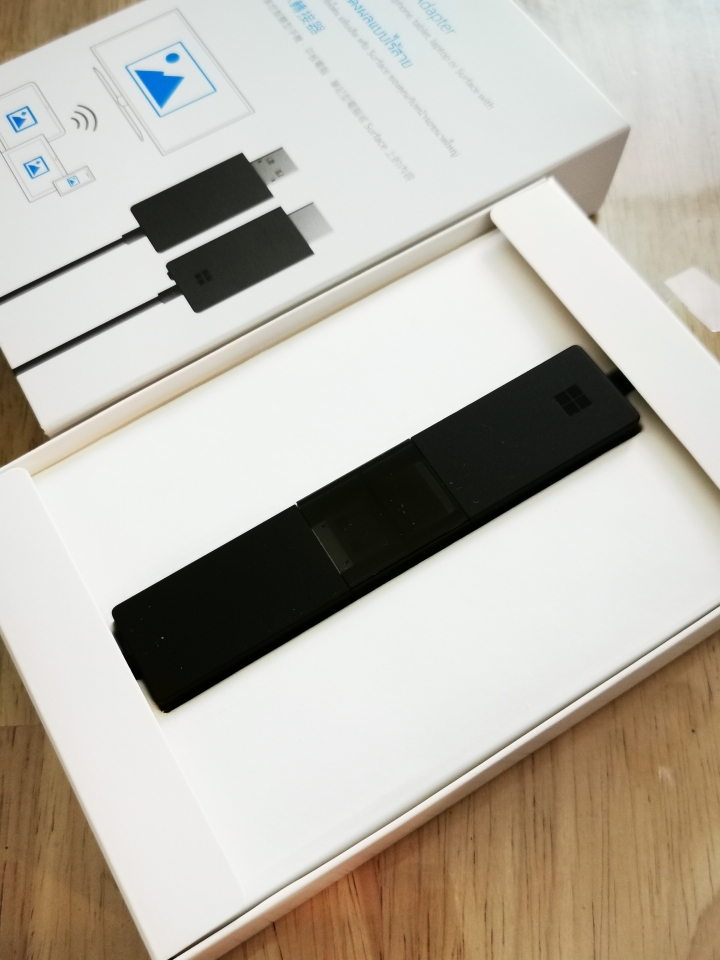 《開箱》Microsoft 無線顯示轉接器 (新版)