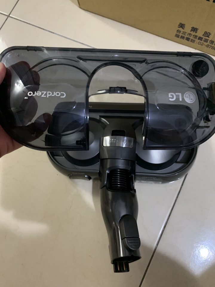 《LG A9+濕拖無線吸塵器》試用心得--親子家庭