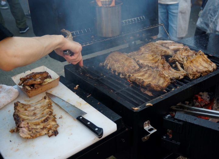 〔美食新語〕城市野營嘉年華美食大飄香