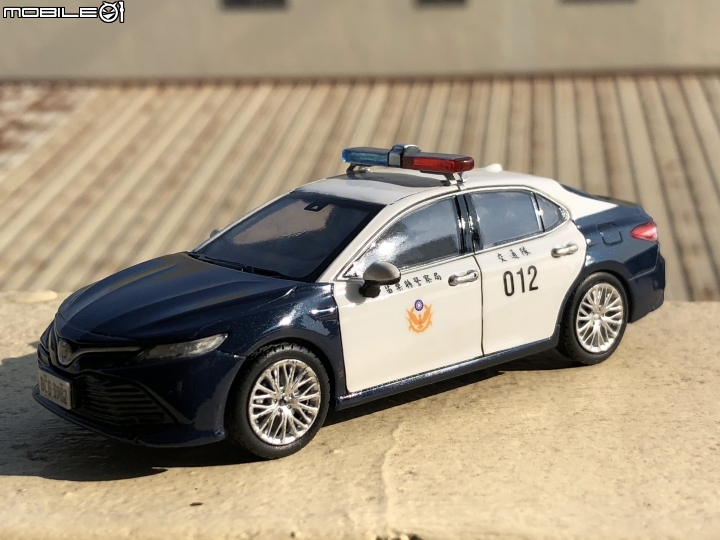 1/43 苗栗縣警局交通隊豐田 2019 Camry 巡警車