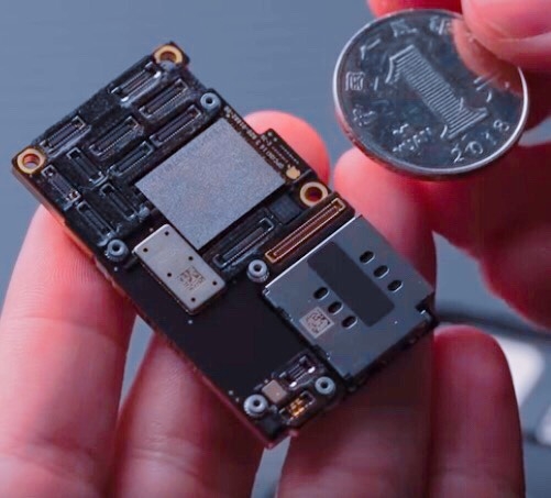 【iPhone 11 SLP秘密】11 VS Pro max 內部秘密 一次比完