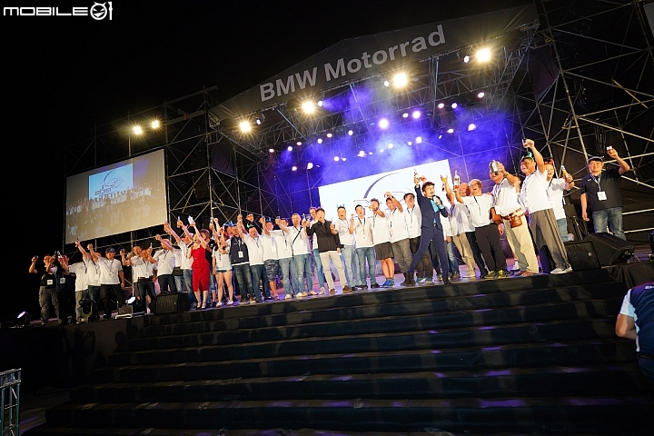 BMW Motorrad Days 2019 重機大會師！李佳薇現場演唱、R 75 二戰古董車來台！