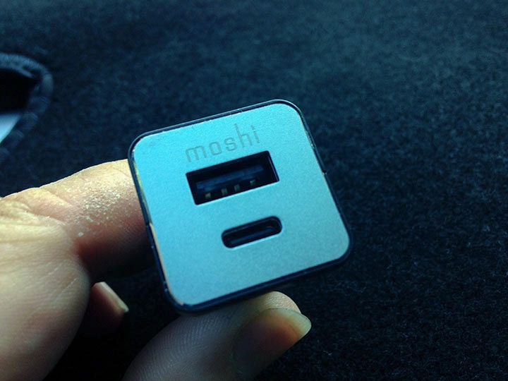 聊聊moshi SnapTo 磁吸無線充電手機車用支架 & iGlaze SnapTo手機保護殼