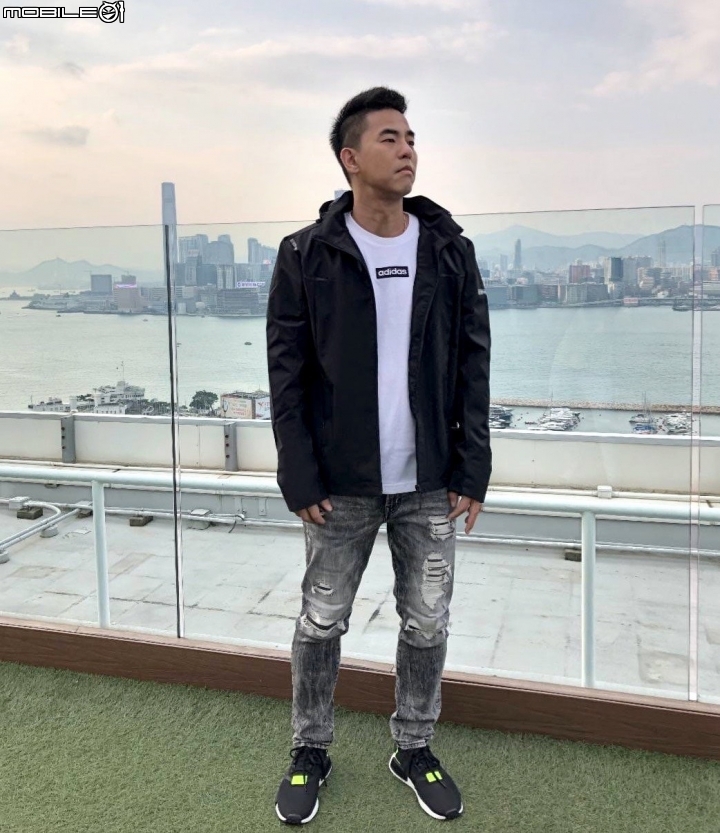 請問柯有倫穿的這件 是什麼牌子的呢 好喜歡