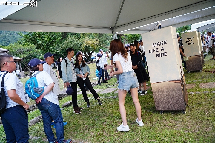 BMW Motorrad Days 2019 重機大會師！李佳薇現場演唱、R 75 二戰古董車來台！