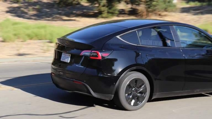 《Model Y》路試新照片 (2019/10)