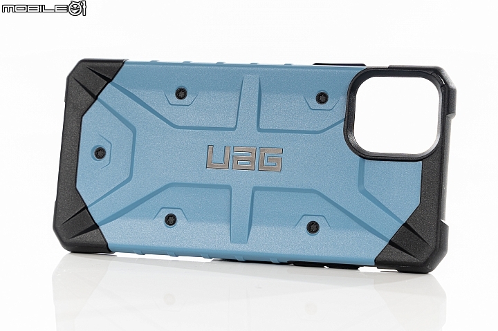 UAG iPhone 11 全系列軍規保護殼開箱 手持無懼 率性百搭