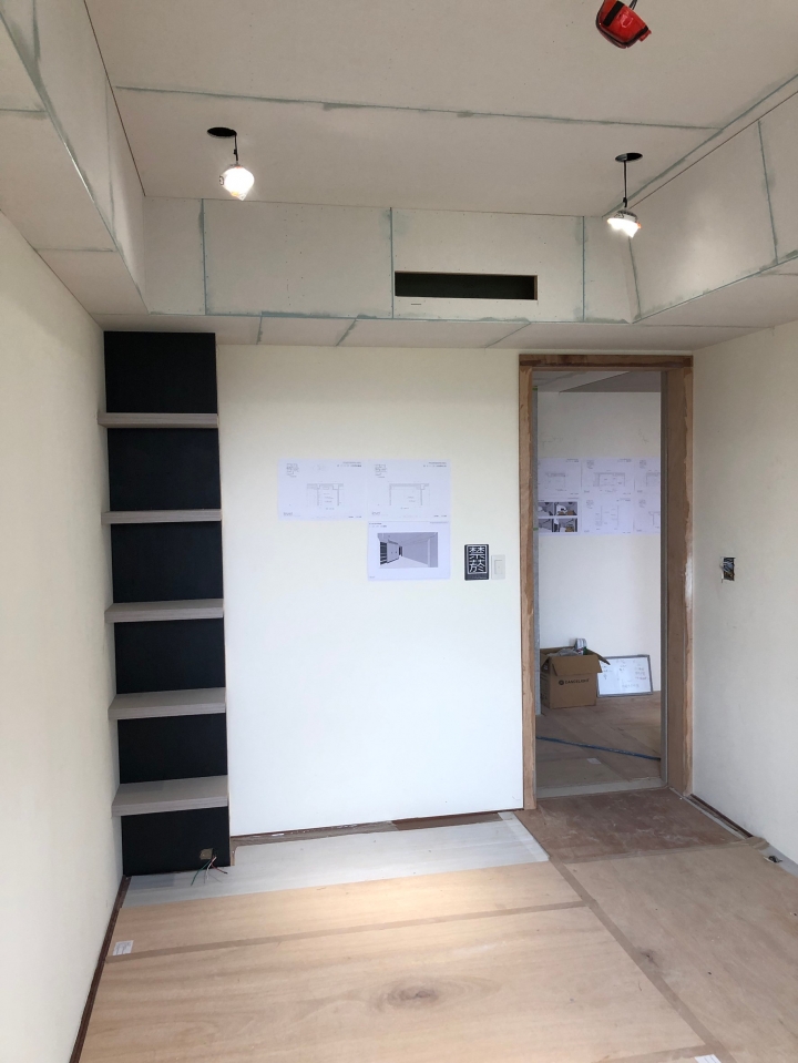 【開箱】光與影、黑白灰 台中逢甲 4房 重點裝潢 好 ~~~ 不簡單 ( 純看裝潢內容 )