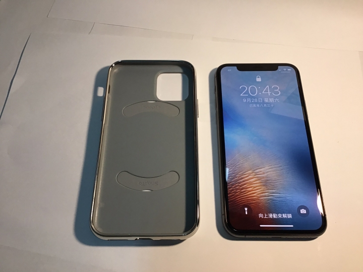 SnapTo™ 磁吸無線充電手機車用支架實測試用心得