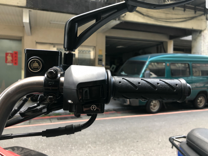 Parkour跑酷125 / 簡單的開箱 / 換車心得