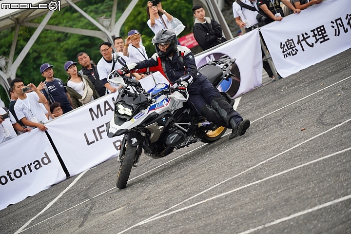BMW Motorrad Days 2019 重機大會師！李佳薇現場演唱、R 75 二戰古董車來台！