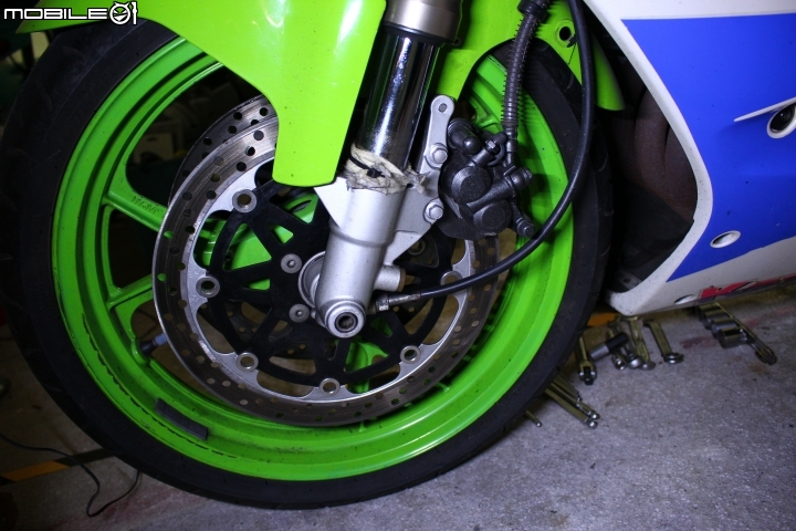 [DIY] ZXR250 前倒叉漏油! 簡易分解保養圖文