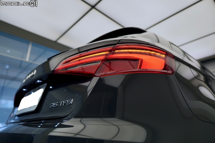 [開箱]  2019 Audi A3 sportback 35 TFSI premium