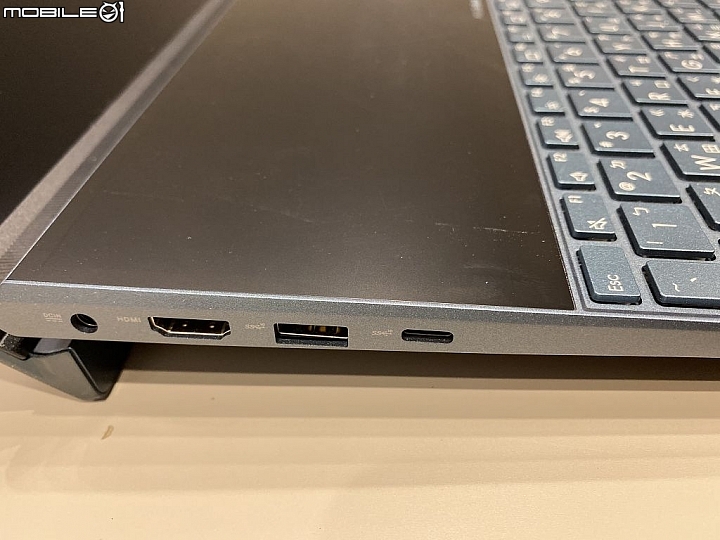 豪華多工雙螢 ZenBook Duo UX481 Core 10th 新機入手開箱