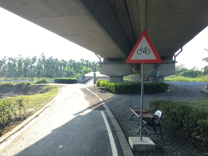 屏 東 單 車 秘 徑 - 單 車 鐵 道 之 旅