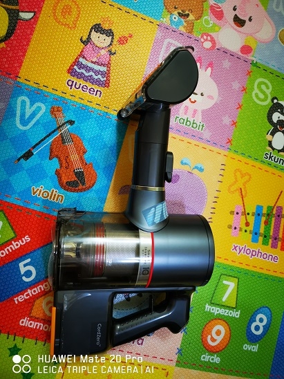 【機器還是無法完全取代傳統打掃方式，只能減少負擔】LG A9+濕拖無線吸塵器 試用活動