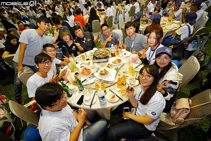 BMW Motorrad Days 2019 重機大會師！李佳薇現場演唱、R 75 二戰古董車來台！
