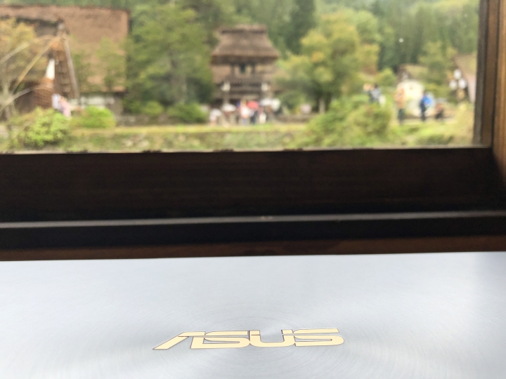 點我看大圖 ASUS Zenbook S13 UX392 x日本合掌村隨興開箱文