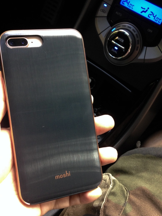 聊聊moshi SnapTo 磁吸無線充電手機車用支架 & iGlaze SnapTo手機保護殼