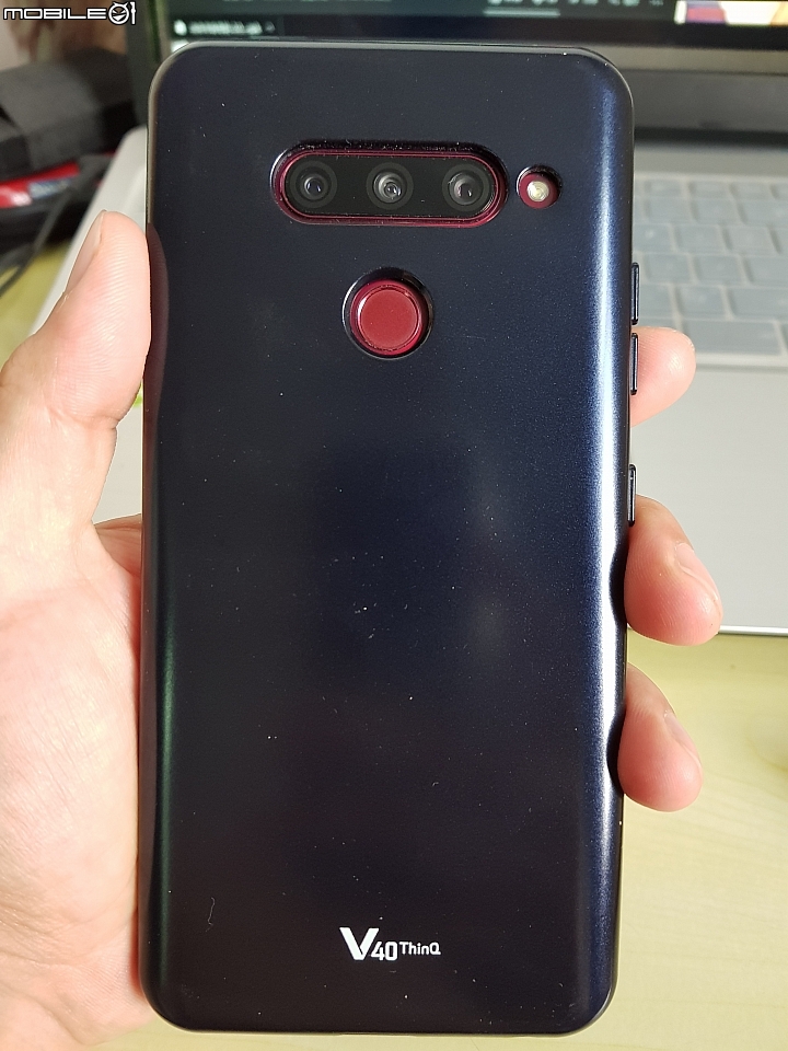 點我看大圖 LG V40七款手機殼分享