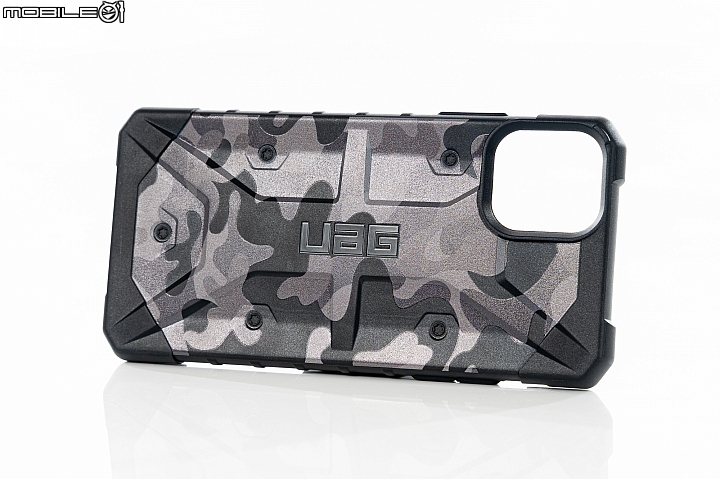 UAG iPhone 11 全系列軍規保護殼開箱 手持無懼 率性百搭