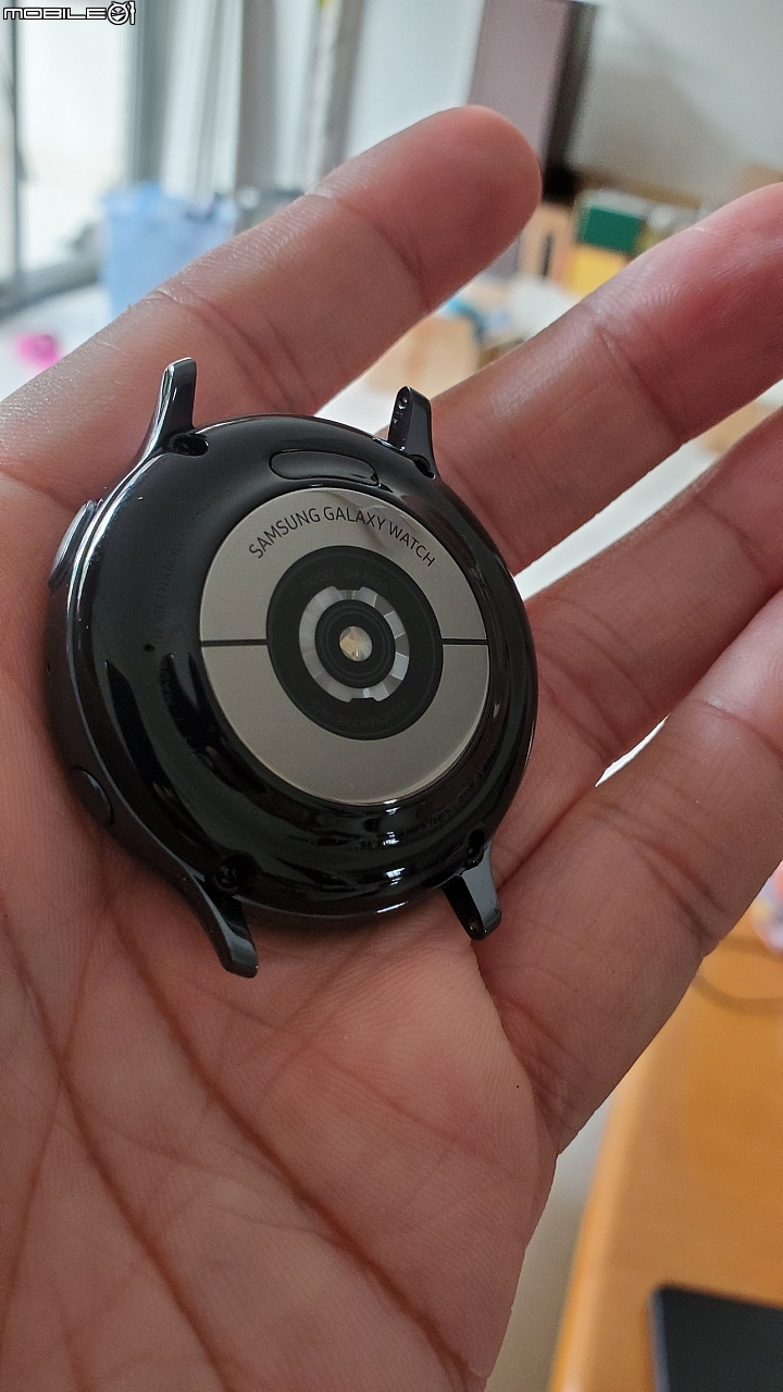 點我看大圖 三星Galaxy Watch Active2開箱文