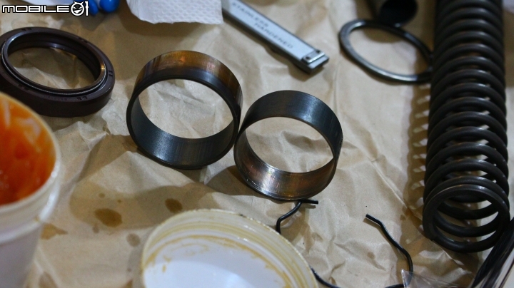 [DIY] ZXR250 前倒叉漏油! 簡易分解保養圖文