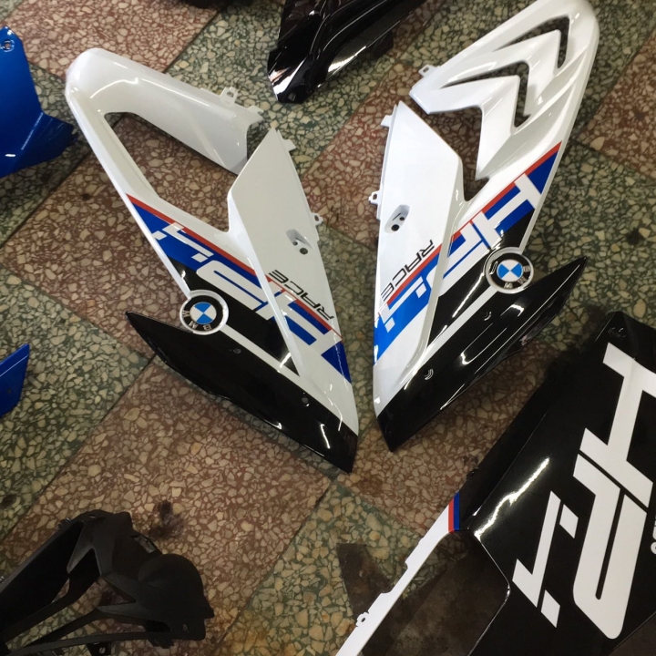 HONDA 929 變身 BMW S1000RR HP4