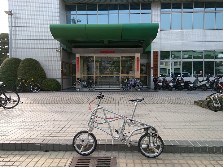 點我看大圖 小折向前衝-96自轉車系列賽之彰化讚