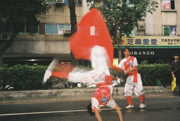 [Rollei Prego 90]蒙蒙的週末[Kodak 200]