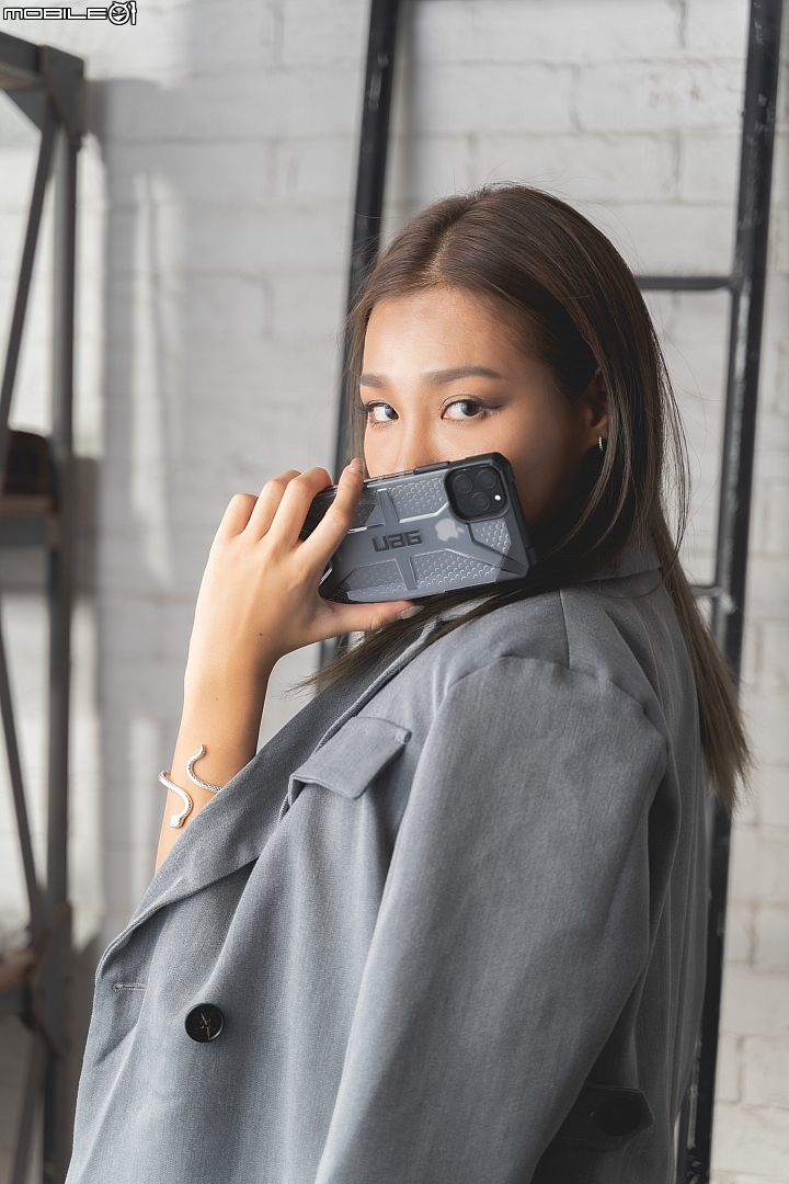 UAG iPhone 11 全系列軍規保護殼開箱 手持無懼 率性百搭