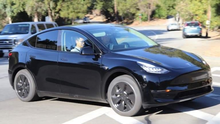 《Model Y》路試新照片 (2019/10)