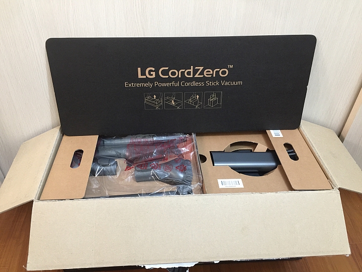 【試用】LG A9+濕拖無線吸塵器，「乾吸﹅濕拖」一機搞定，現代人所有清潔煩惱都一掃而空！