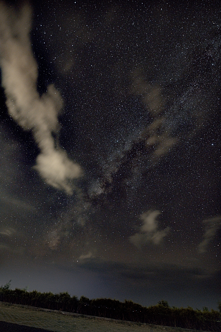 點我看大圖 Z7+Sigma 14mm F1.8從ISO200到ISO1250在車城拍銀河