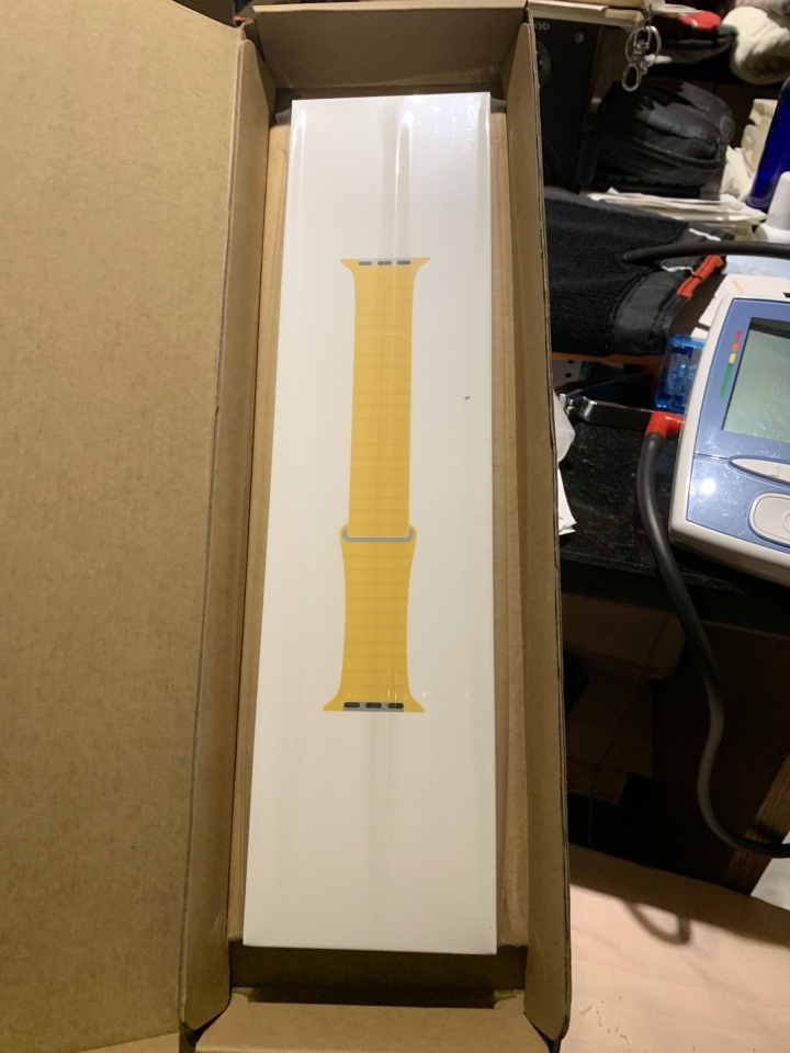 梅爾檸檬色錶帶開箱（44mm、L）