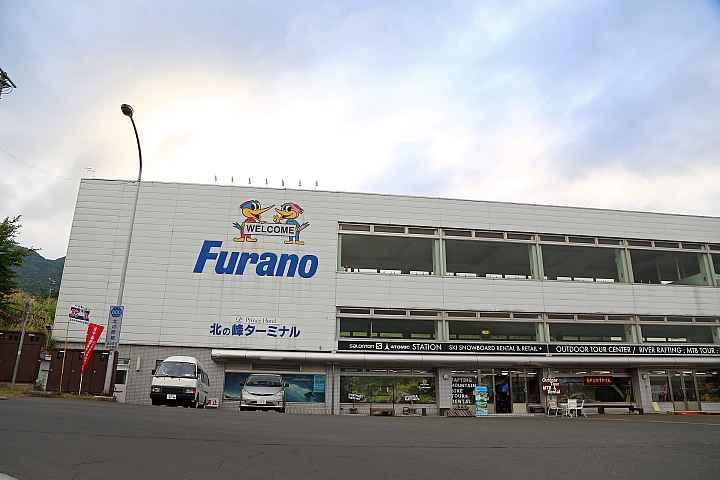 [6D+Osmo Pocket] 夏日北海道自由行Part 3--富良野 田園咖哩飯/富田農場/哈密瓜工房/KUMAGERA