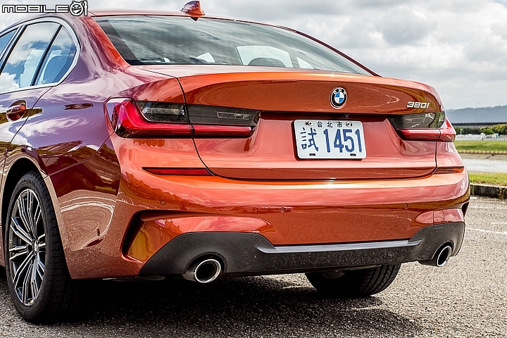 BMW 320i M Sport 試駕 回歸運動特質的入門跑房車