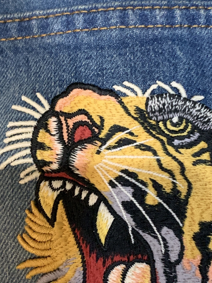 「開箱」GUCCI 虎頭🐯無蛇尾🐍刷白丹寧褲