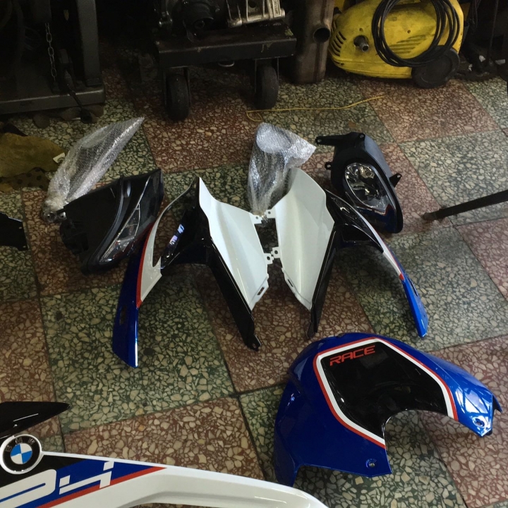 HONDA 929 變身 BMW S1000RR HP4