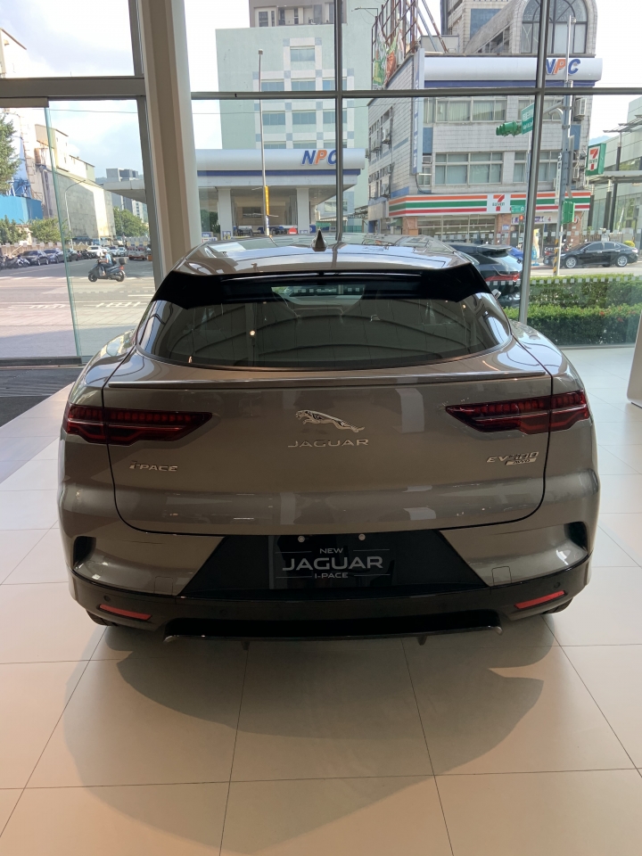 南港展覽館試駕賞車