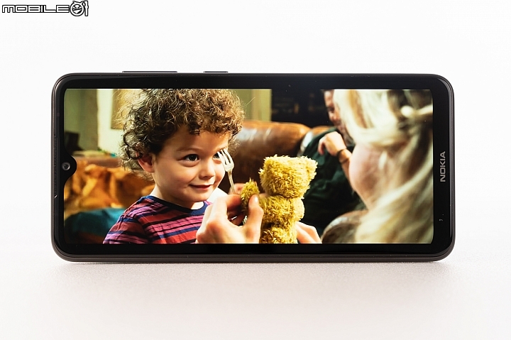Nokia 7.2 試用：螢幕走出差異 散景也有新意