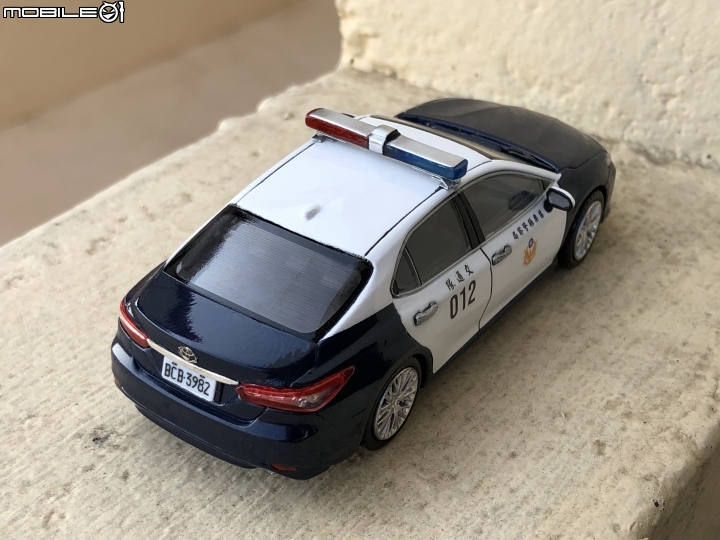1/43 苗栗縣警局交通隊豐田 2019 Camry 巡警車