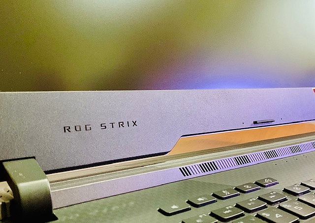 ROG Strix SCAR III 槍神再臨 簡單開箱