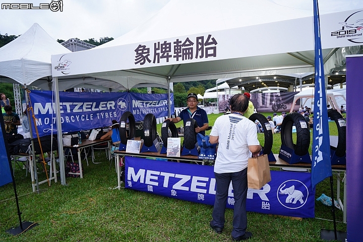 BMW Motorrad Days 2019 重機大會師！李佳薇現場演唱、R 75 二戰古董車來台！