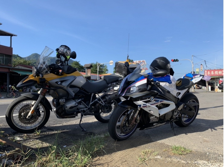 HONDA 929 變身 BMW S1000RR HP4