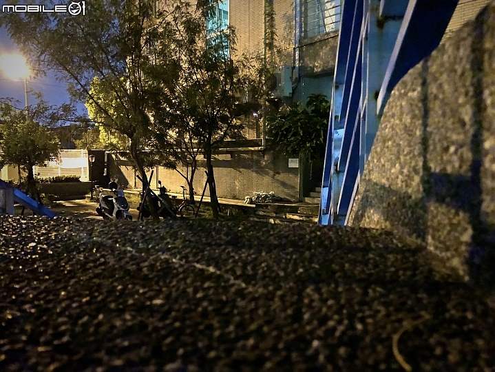 iPhone 8plus 夜視軟體 NeuralCam
