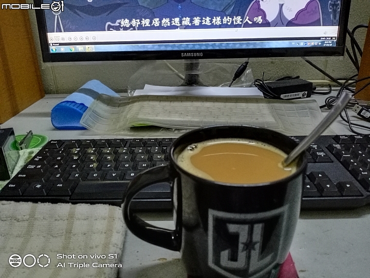 VIVO S1 對 華碩 ZENFONE 5