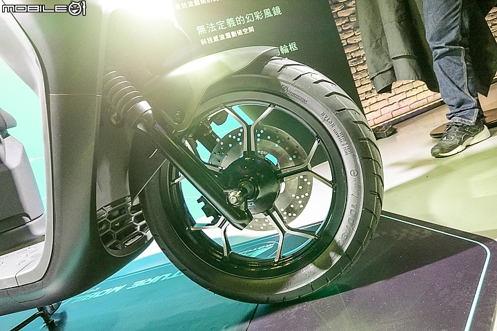 【採訪】A Motor Ai-1 Sport 新色「黑隱特仕版」上市!聯手亞太電信推出超低價購車方案!