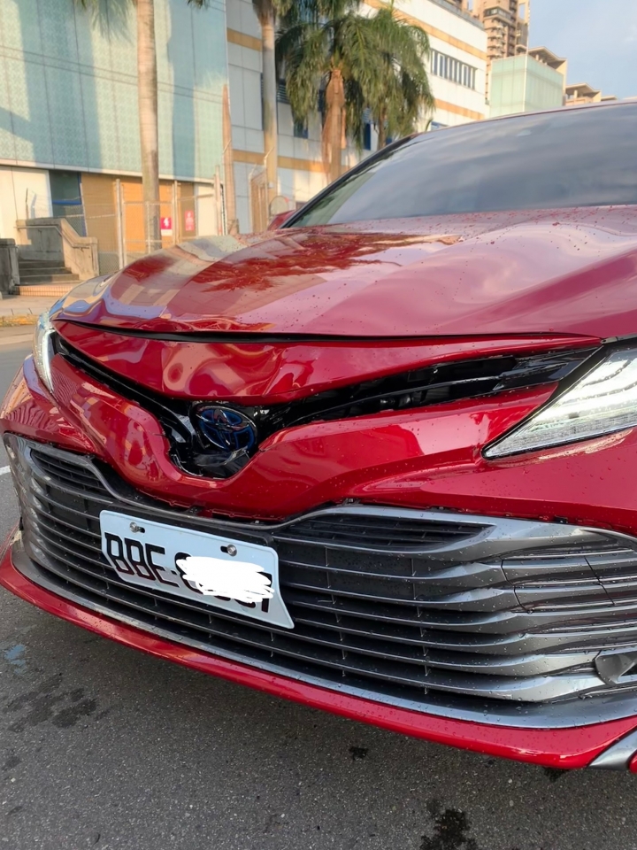 2019 Toyota Camry Hybrid 暴衝